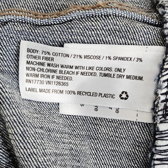 Universal Thread High Rise Slim Straight Jeans Size 18 Dark Denim Wash - Picture 9 of 12